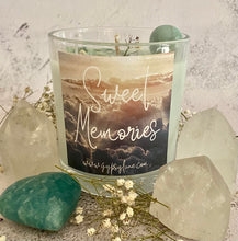 Load image into Gallery viewer, Sweet Memories Candle