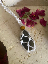 Load image into Gallery viewer, Labradorite Large Pendant